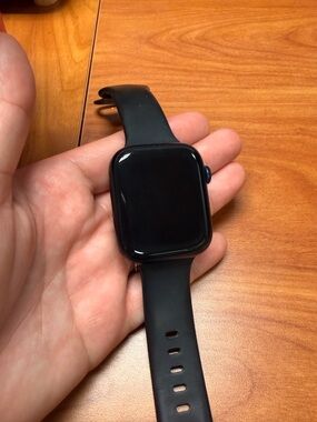 Apple Watch Series 8 (GPS & Cellular) 45mm